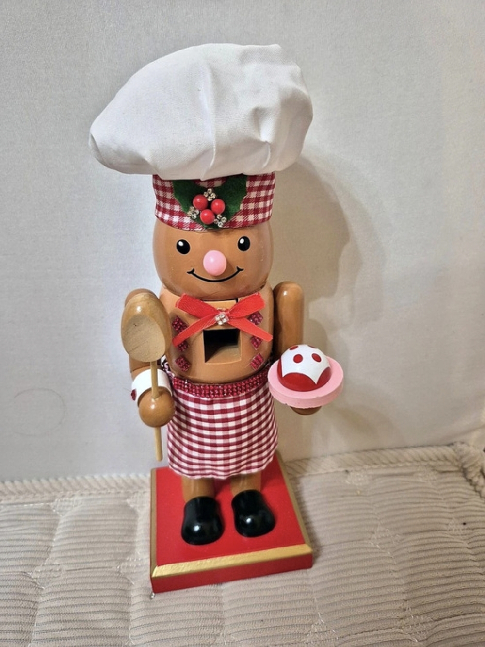 Gingerbread Man Chef Nutcracker